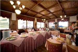Eetzaal hotel Savoia