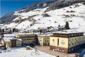 Wolkensteinbär hotel Jongerenreis